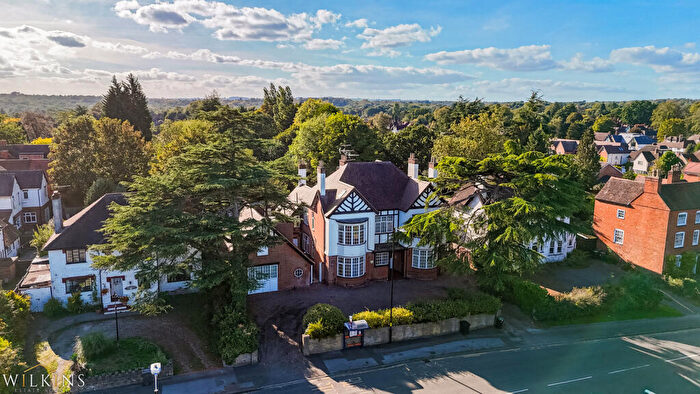 2 Bedroom Apartment For Sale In Lichfield Road, Sutton Coldfield, West Midlands, B74