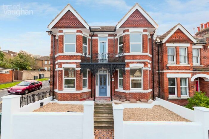 2 Bedroom Flat To Rent In Elm Grove, Brighton, East Sussex, BN2