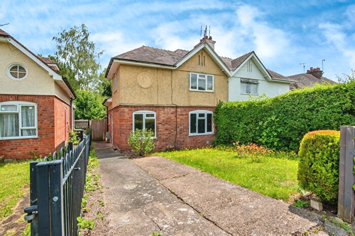 3 Bedroom Semi-Detached House For Sale In Redcliffe Street, Worcester, WR3