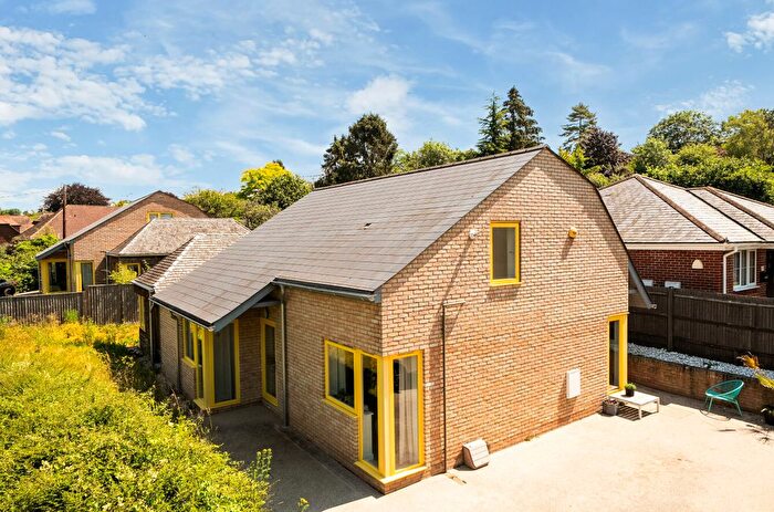 3 Bedroom Detached House For Sale In Springvale Road, Winchester, Hampshire, SO23