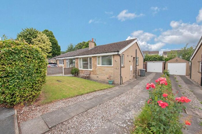 2 Bedroom Semi-Detached Bungalow For Sale In Currer Walk, Steeton, BD20