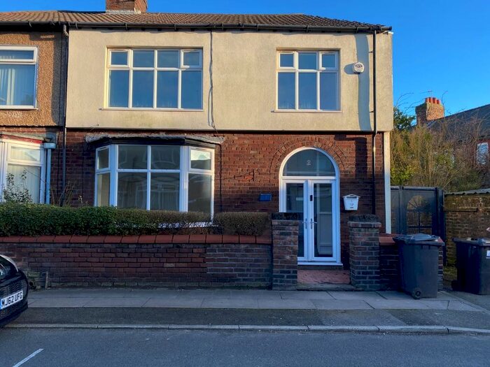 3 Bedroom Semi-Detached House To Rent In Middleton Road, Waterloo, Liverpool, L22