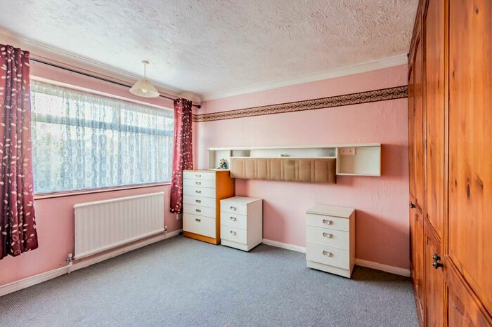 2 Bedroom Detached Bungalow For Sale In Weston Rise, Caister-On-Sea, NR30