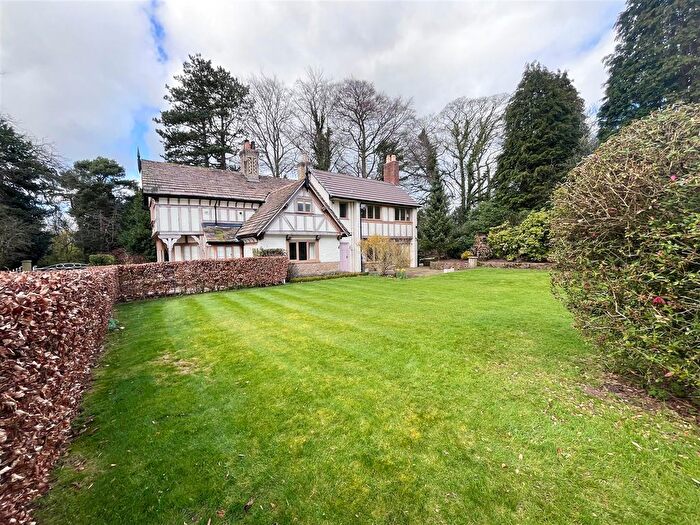 4 Bedroom Detached House To Rent In Chelford Road, Henbury, Macclesfield, SK10