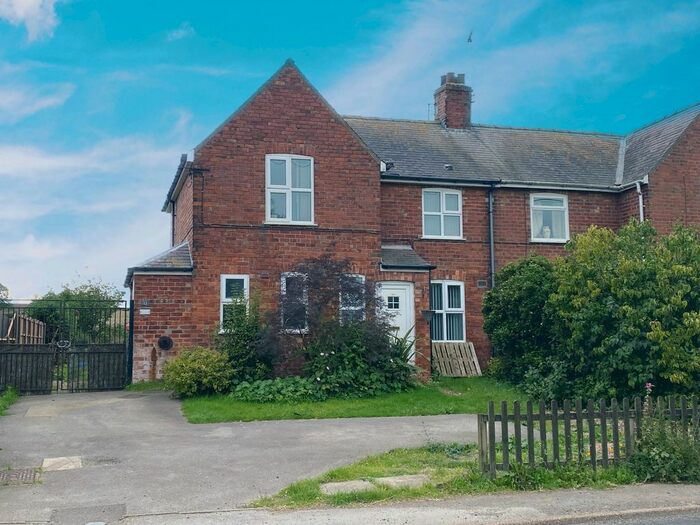 3 Bedroom Semi-Detached House For Sale In Town End, Wilsford, Grantham, NG32