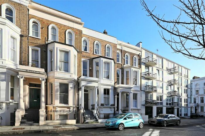 4 Bedroom Terraced House To Rent In Powis Gardens, Notting Hill, W11