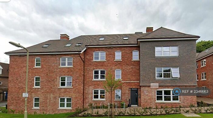 3 Bedroom Flat To Rent In Greenhill Road, Winchester, SO22