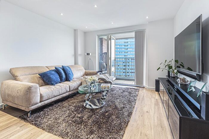 2 Bedroom Apartment To Rent In Katie Court, Canning Town, E16