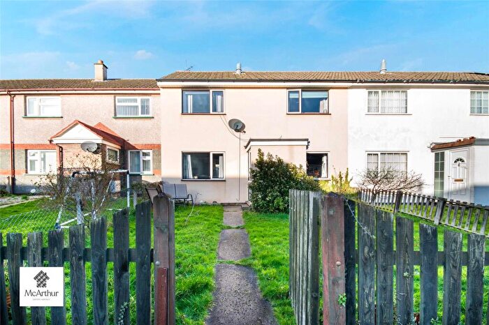 3 Bedroom Terraced House For Sale In Hardwick Court, Harworth & Bircotes, Doncaster, South Yorkshire, DN11