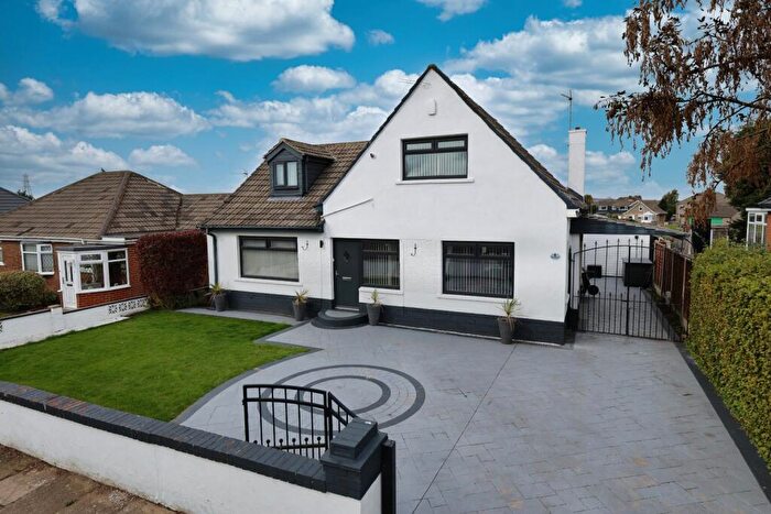 4 Bedroom Bungalow For Sale In Willow Gardens, Bradford, West Yorkshire, BD2