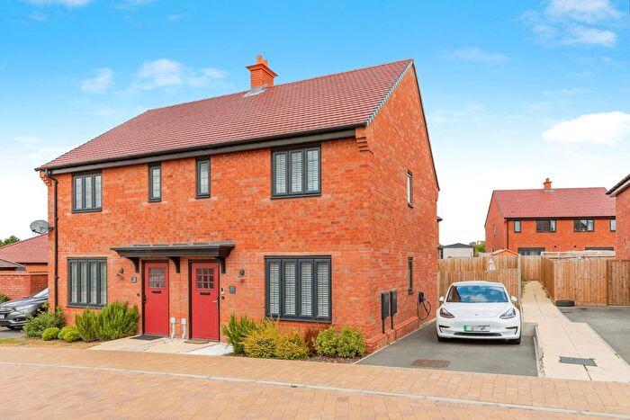 2 Bedroom Semi-Detached House For Sale In Hollowell Street, Wollaston, Northamptonshire, NN29