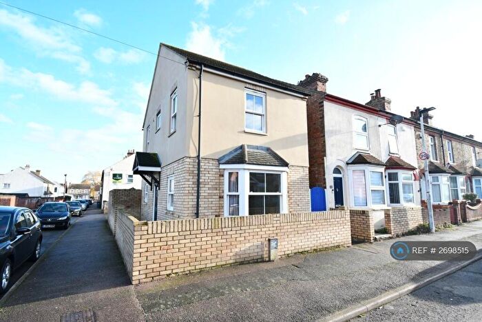 2 Bedroom Detached House To Rent In Cater St, Bedford, MK42