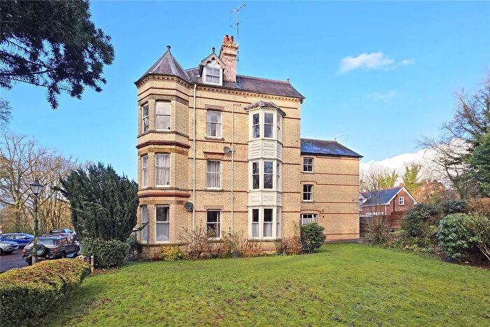 2 Bedroom Flat For Sale In Flat South Court, Park Terrace, Llandrindod Wells, LD1