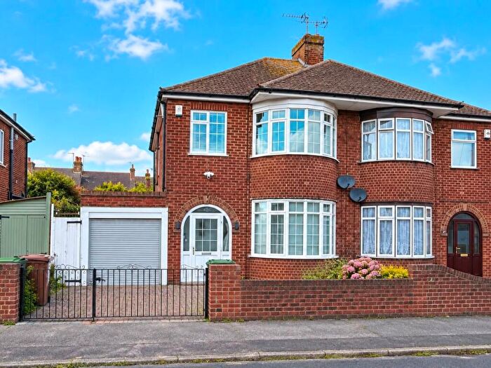 3 Bedroom Semi-Detached House For Sale In St. Helens Road, Sheerness, ME12