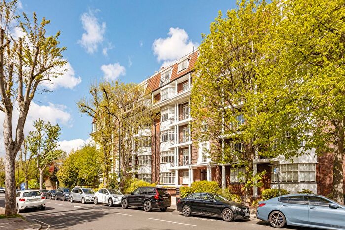 4 Bedroom Flat For Sale In Eton Avenue, London, NW3
