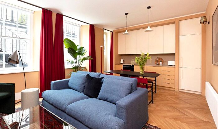 1 Bedroom Flat To Rent In Harley Street, Marylebone, London, W1G