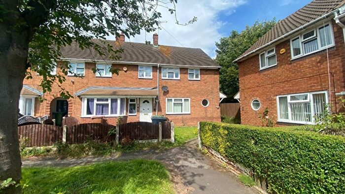 2 Bedroom Semi-Detached House To Rent In Waverley Road, Bloxwich, Walsall, WS3
