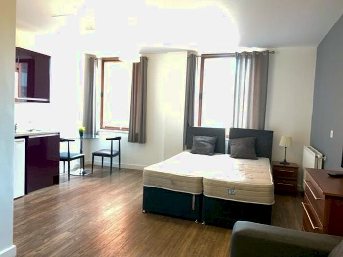 Studio To Rent In Moorfield Apartments, Liverpool, L2