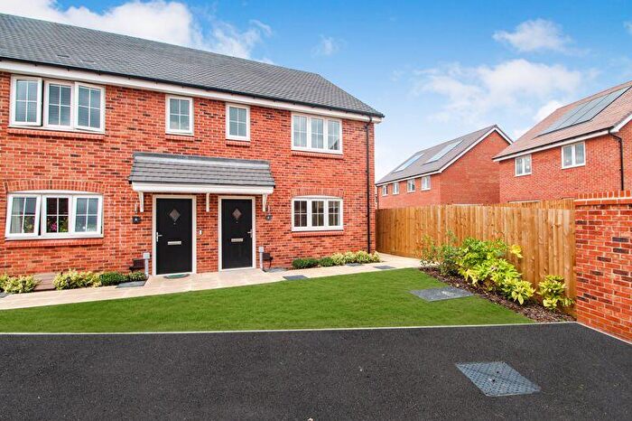 3 Bedroom End Of Terrace House For Sale In Meadow Road, Wixams, MK45