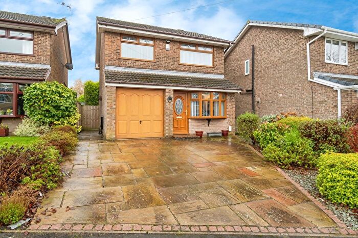 3 Bedroom Detached House For Sale In Barnfield Drive, Westhoughton, Bolton, Greater Manchester, BL5