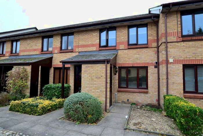 1 Bedroom Apartment To Rent In Maple Gate, Marjorams Avenue, Loughton, IG10