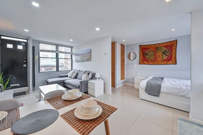 Studio To Rent In Priory House, Rampayne Street, Pimlico, London, SW1V