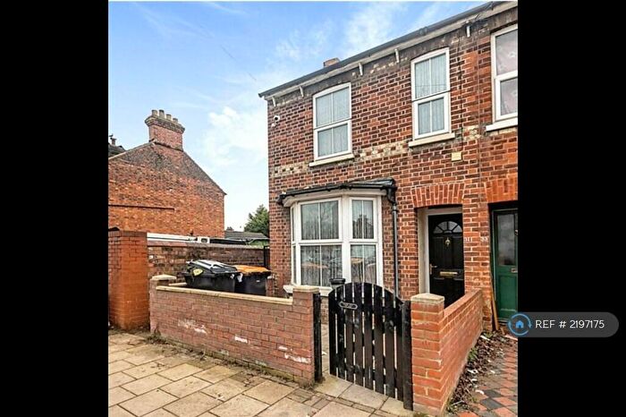 4 Bedroom Terraced House To Rent In Dunville Road, Bedford, MK40