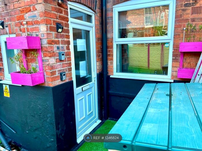 1 Bedroom Flat To Rent In Retford, Retford, DN22