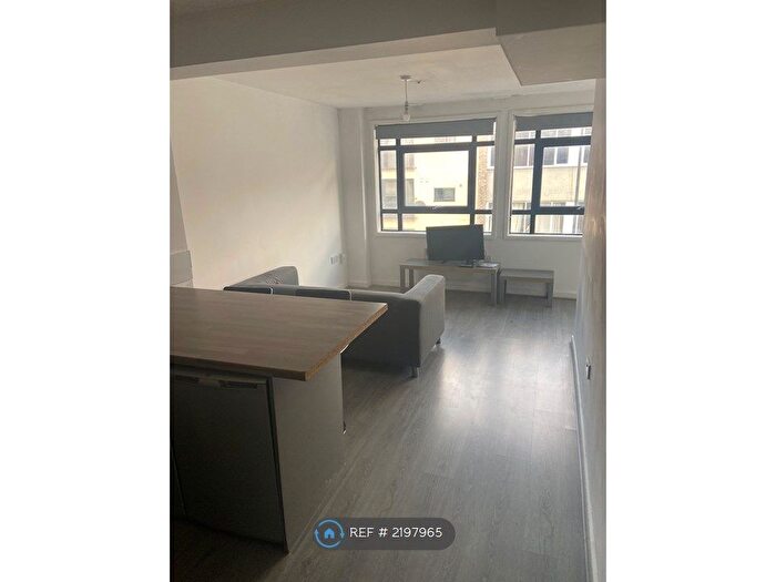 2 Bedroom Flat To Rent In London Road, Liverpool, L3