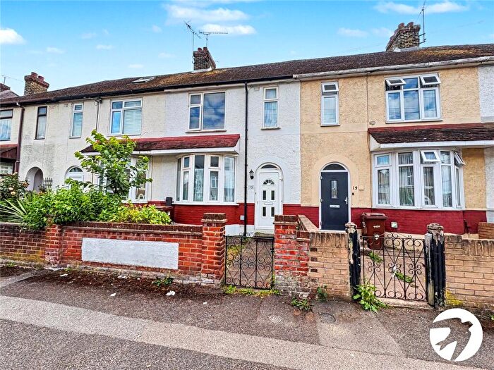 3 Bedroom Terraced House To Rent In Brenchley Road, Gillingham, Kent, ME8