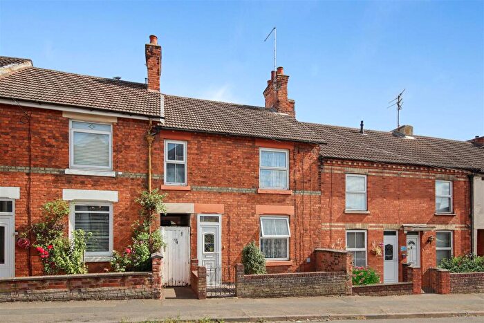 2 Bedroom Terraced House For Sale In , Harborough Road, Rushden, NN10