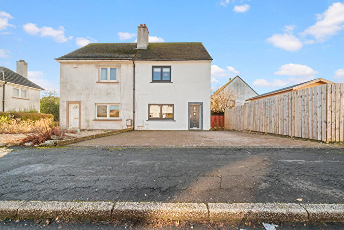 2 Bedroom Semi Detached House For Sale In Lyle Crescent, Bishopton, Renfrewshire, PA7