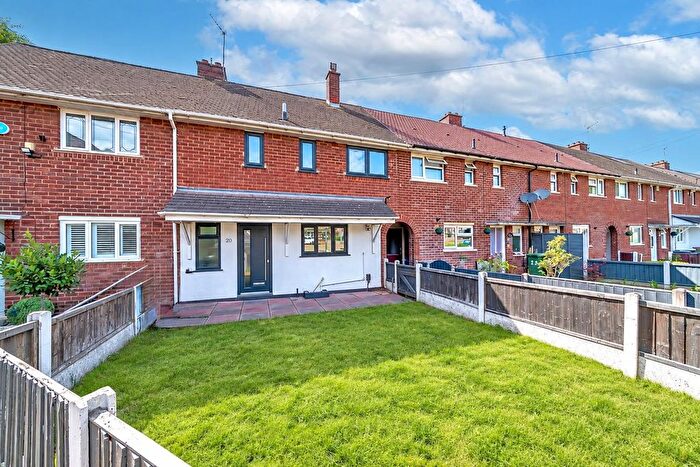 3 Bedroom Terraced House For Sale In Irvine Road, Bloxwich, Walsall, WS3
