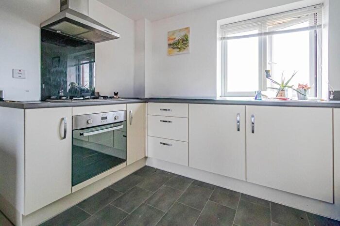 2 Bedroom Coach House For Sale In Swithins Lane, Charlton Hayes, Bristol, BS34