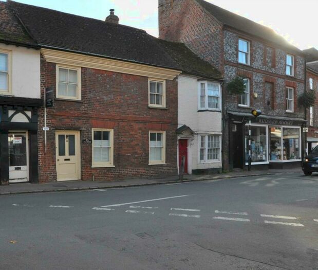 3 Bedroom Terraced House To Rent In Watlington, OX49