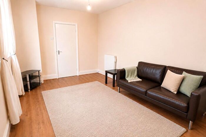1 Bedroom Apartment To Rent In Gloucester Road, Horfield, Bristol, BS7