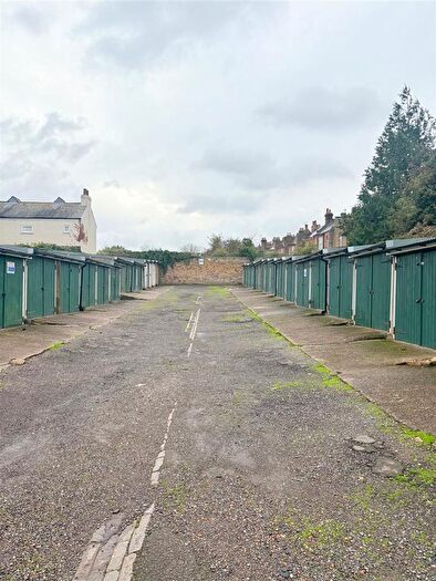 Garage / Parking To Rent In Monkton, Ramsgate, CT11