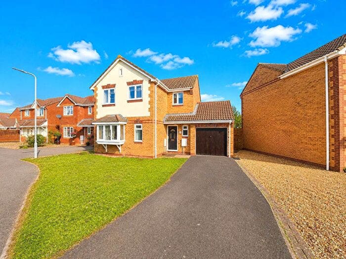 3 Bedroom Detached House For Sale In Beale Way, Burnham-On-Sea, Somerset, TA8