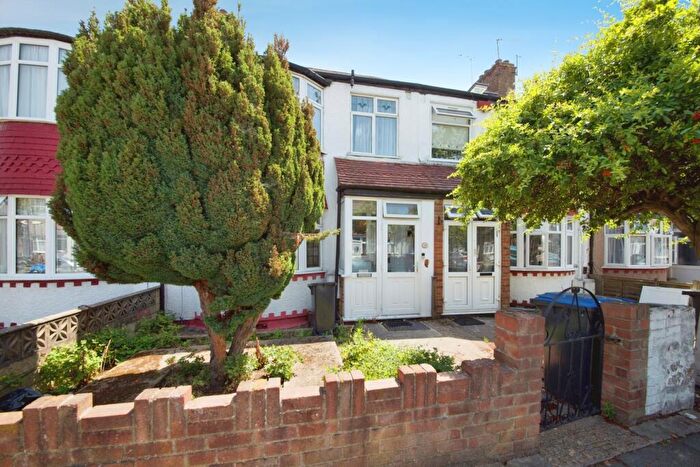 3 Bedroom Terraced House For Sale In York Road, London, N18