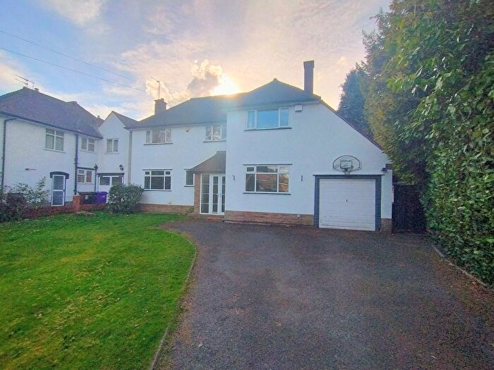 3 Bedroom Detached House To Rent In Keepers Lane, Tettenhall, Wolverhampton, WV6