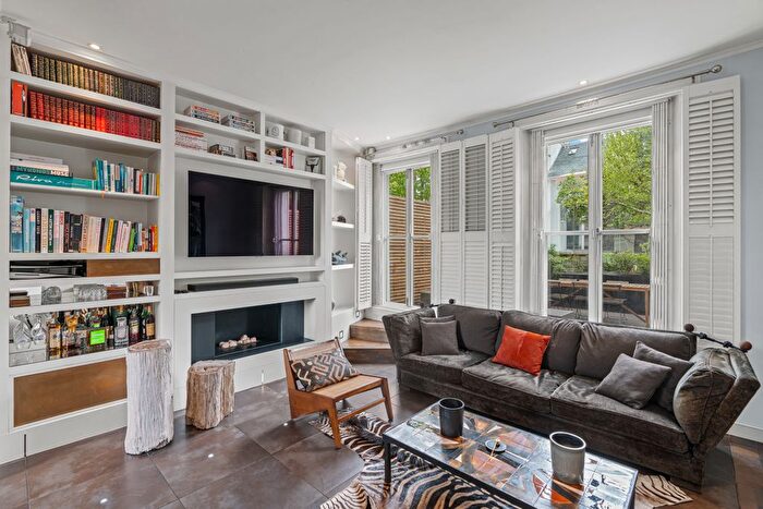 2 Bedroom Flat For Sale In Clarendon, Clarendon Road, Notting Hill, W11