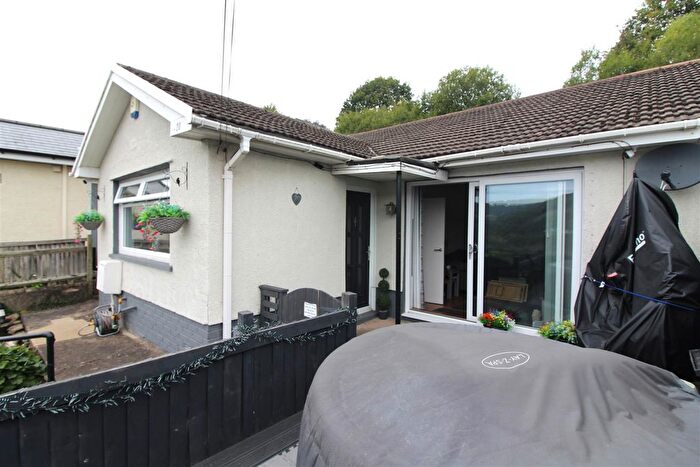3 Bedroom Semi Detached Bungalow For Sale In Park Road, Newbridge, NP11