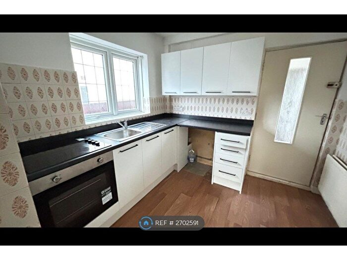 3 Bedroom Semi Detached House To Rent In Pemberton Crescent, Middlesbrough, TS4