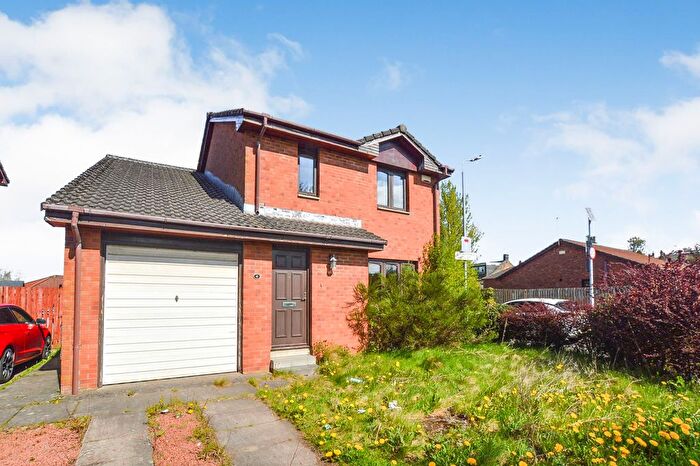 4 Bedroom Detached House For Sale In Broomhill Road, Larkhall, ML9