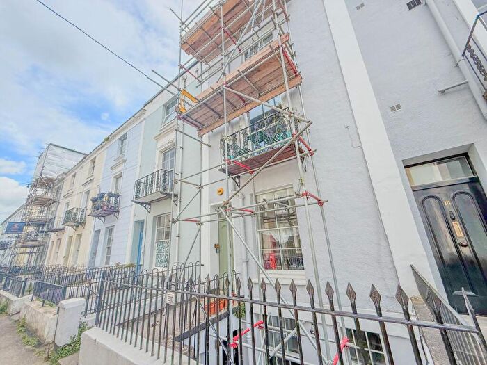 1 Bedroom Apartment To Rent In Oakfield Place, Clifton, Bristol, BS8