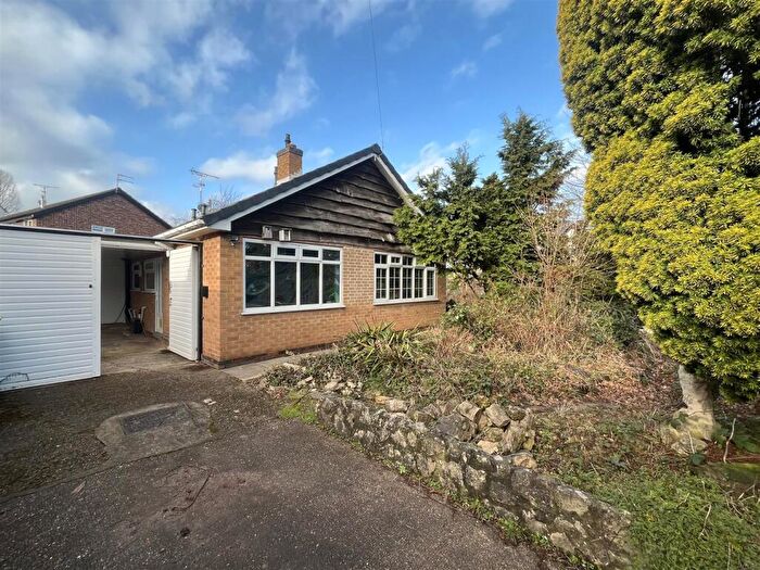 2 Bedroom Detached Bungalow For Sale In Hollow Lane, Burton-On-Trent, DE15