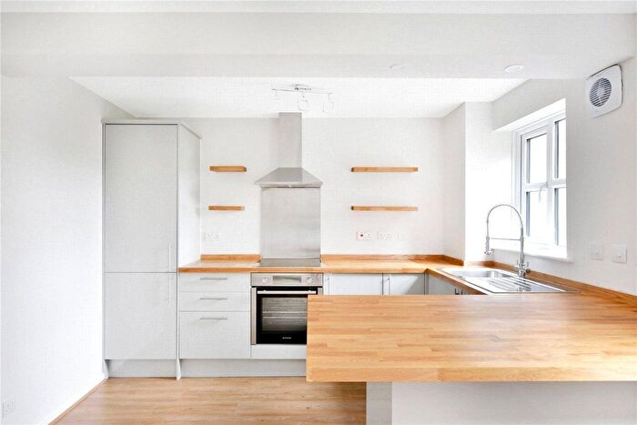 1 Bedroom Flat To Rent In Barkwith House, Cold Blow Lane, London, SE14