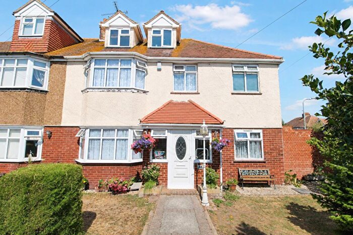 4 Bedroom Semi Detached House For Sale In Westfield Road, Margate, CT9