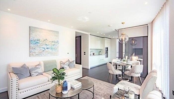 2 Bedroom Flat To Rent In Thornes House, Charles Clowes Walk, Nine Elms, SW11