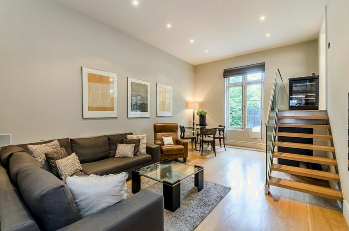 2 Bedroom Flat To Rent In Cornwall Gardens, London, SW7